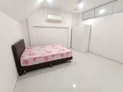 Ponggol Park (D19), Detached #632500061